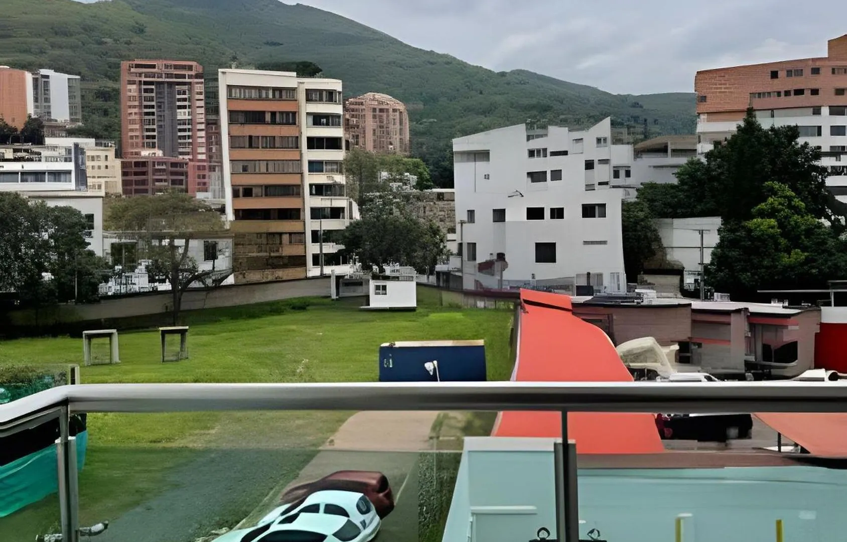 Moderno Loft En Granada Apartamento Cali 0*,